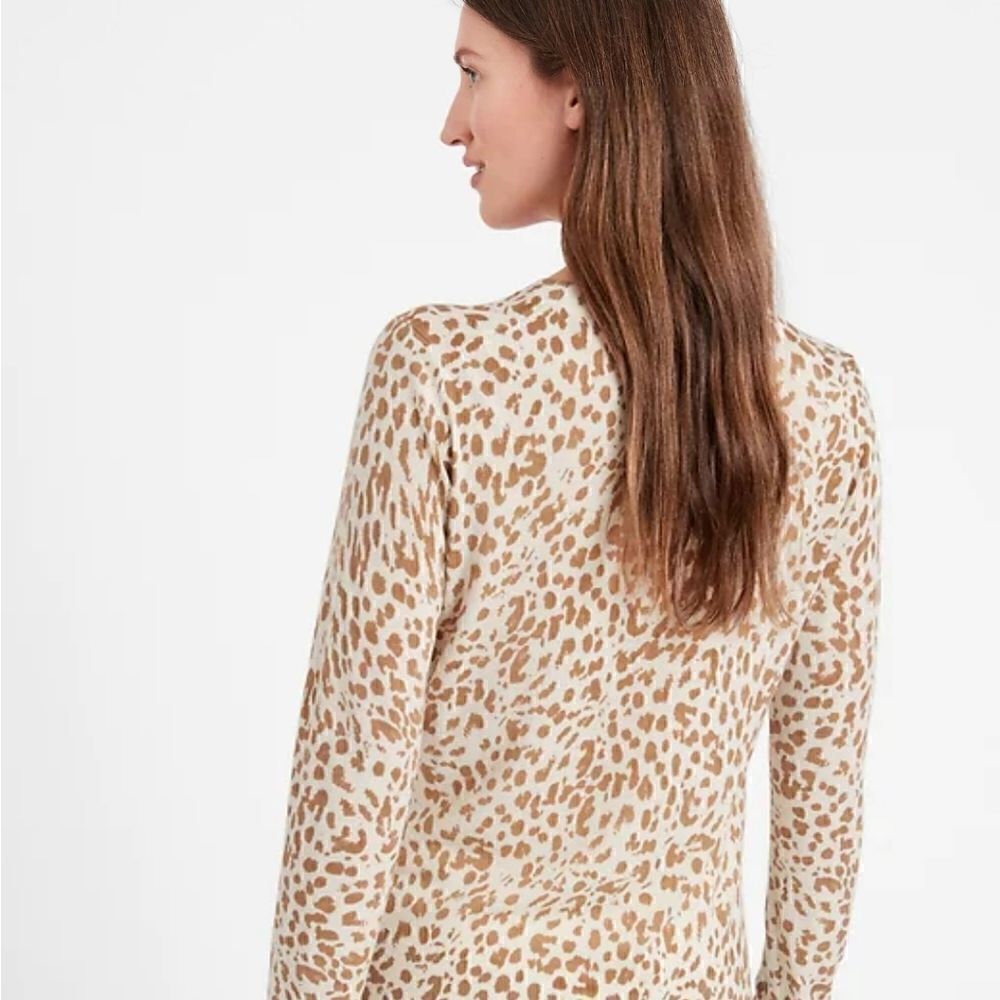 NWT Banana Republic Merino Wool Sweater - Picture 3 of 8